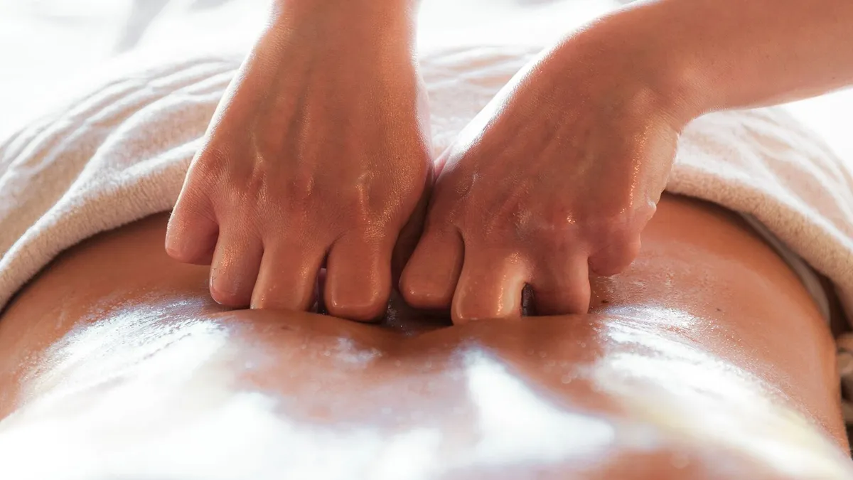 Massage amincissant : bienfaits, techniques et comment ça fonctionne vraiment